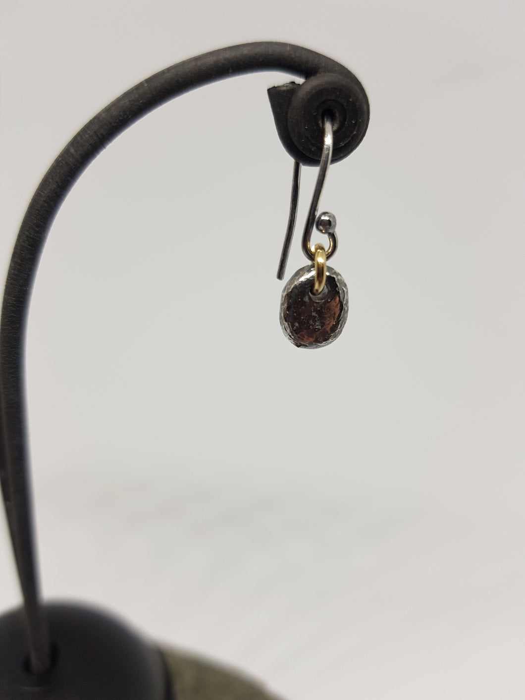 Dailbeag Small drop Earrings touch of gold
